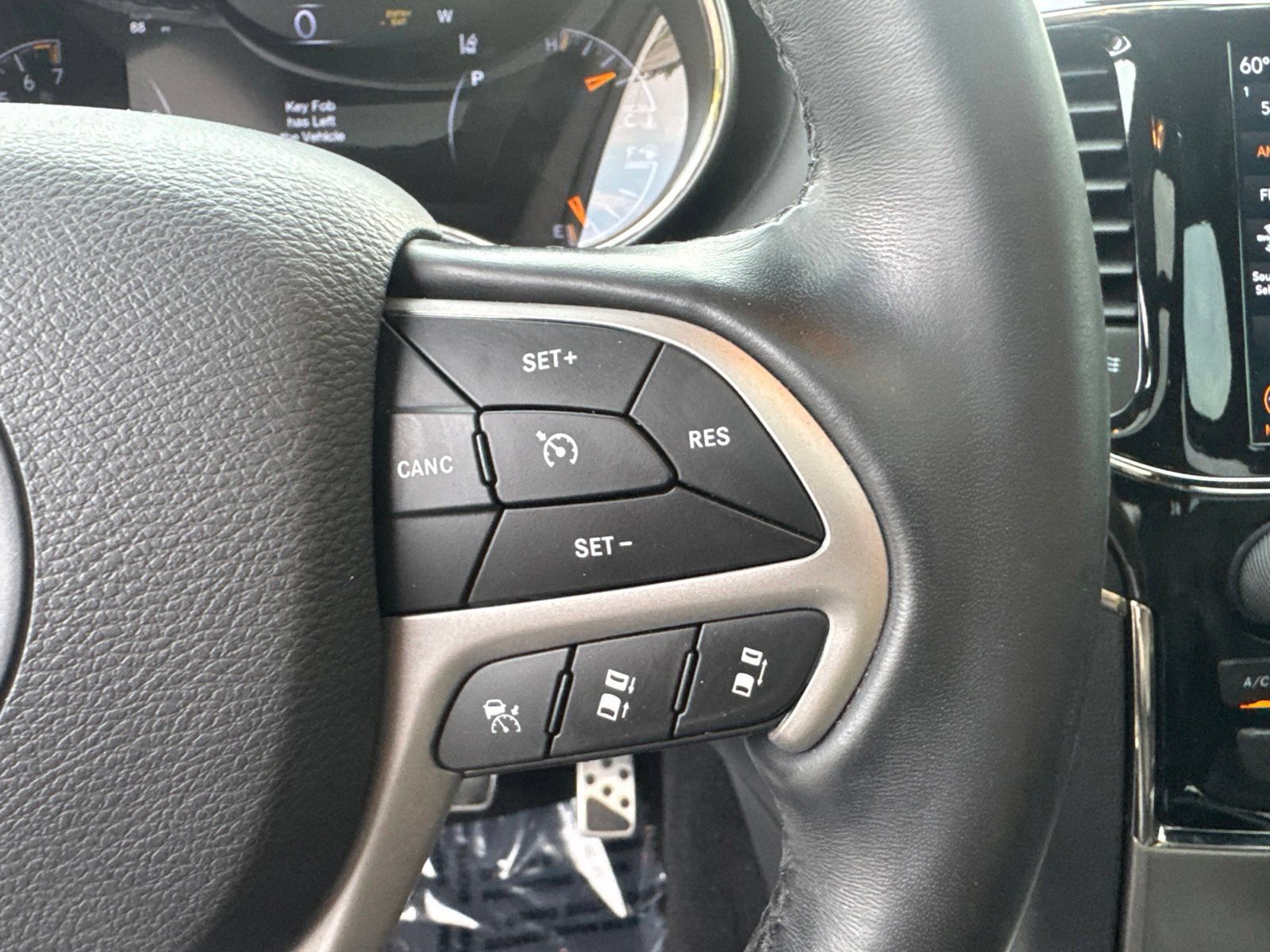 Used 2021 Jeep Grand Cherokee High Altitude AWD/4WD image 20