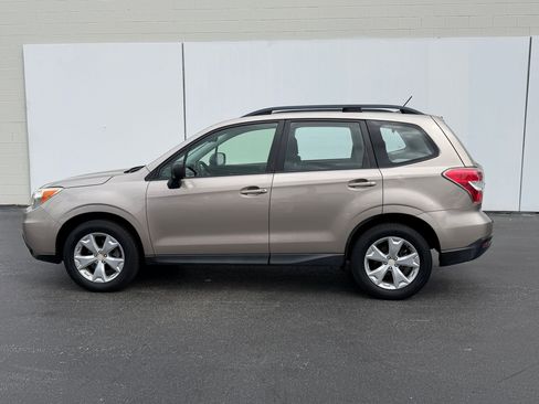 Used 2015 Subaru Forester 2.5i w/ Alloy Wheel Package image 2