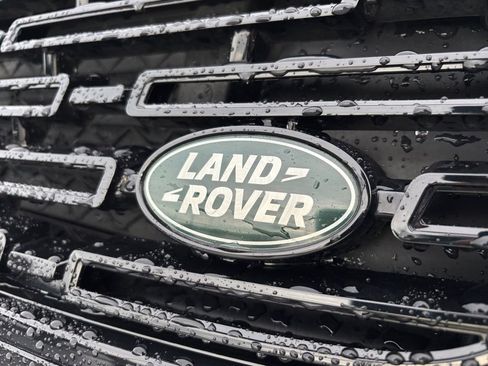 Used 2024 Land Rover Range Rover Velar Dynamic SE AWD/4WD image 32