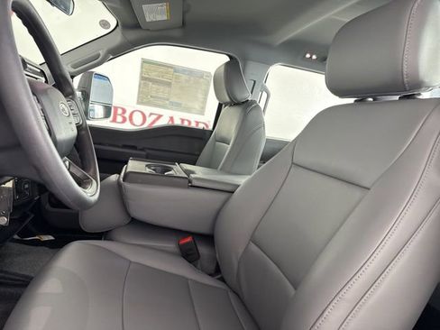 New 2026 Ford F250 XL w/ XL Chrome Package image 13