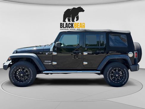Used 2018 Jeep Wrangler Unlimited Sport S AWD/4WD image 6