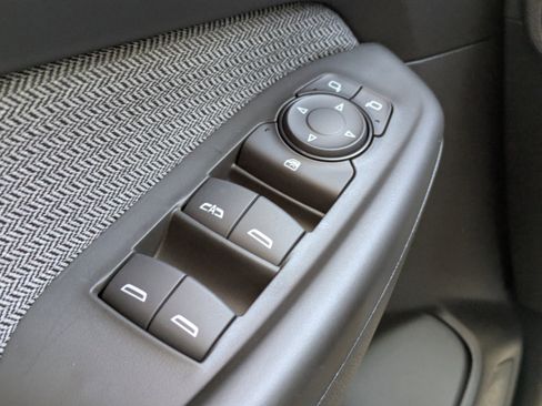 New 2026 Chevrolet TrailBlazer LT w/ Convenience Package image 16