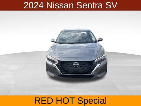 Used 2024 Nissan Sentra SV image 2