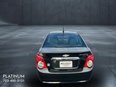Used 2013 Chevrolet Sonic LT image 7