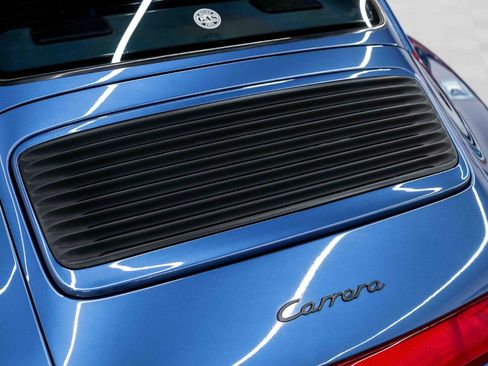 Used 1997 Porsche 911 Carrera RWD image 24