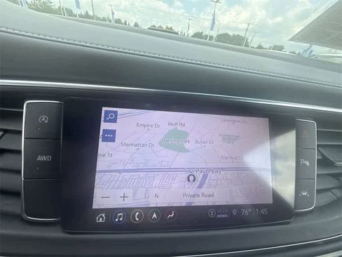 Used 2023 Buick Enclave Essence image 30