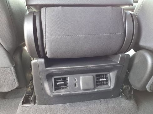 Used 2025 Chevrolet Silverado 2500 LT w/ Convenience Package AWD/4WD image 22