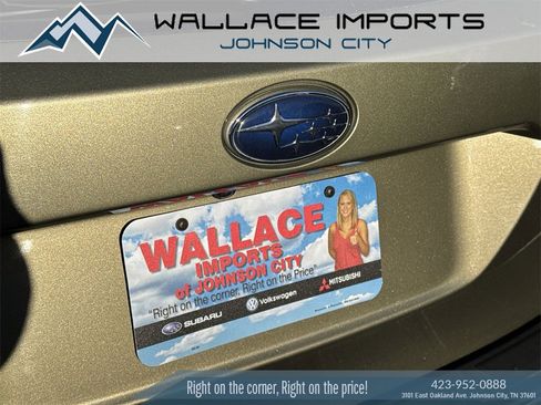 Used 2020 Subaru Outback Premium image 10