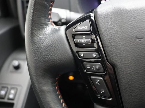 Used 2023 Nissan Frontier PRO-4X w/ Pro-4X Premium Package image 24