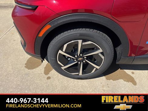 New 2026 Chevrolet Equinox EV LT w/ Comfort Package image 55