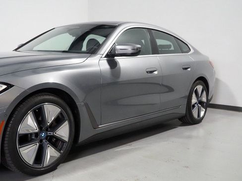 Used 2023 BMW i4 eDrive40 RWD image 54