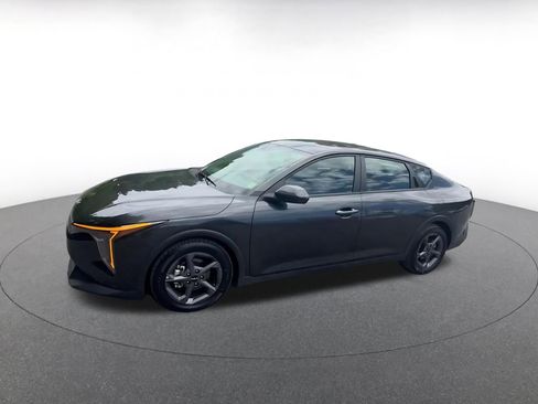 Used 2025 Kia K4 FWD image 8