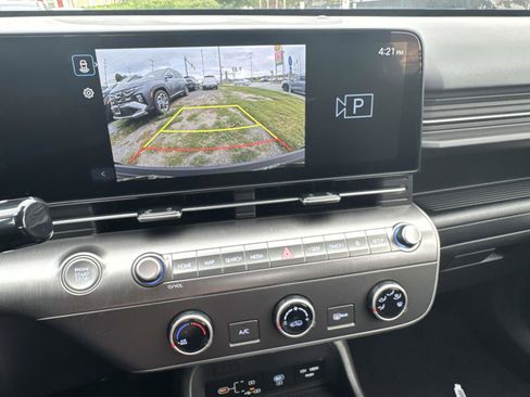 New 2026 Hyundai Kona SE image 9