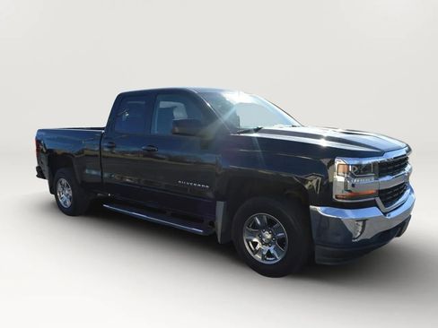 Used 2017 Chevrolet Silverado 1500 LT w/ All Star Edition image 10