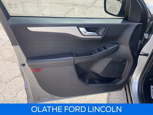 Certified 2022 Ford Escape SEL image 13