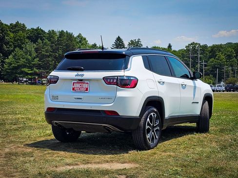 Used 2023 Jeep Compass Limited AWD/4WD image 4