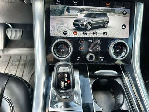 Used 2018 Land Rover Range Rover Sport HSE image 16