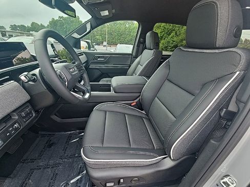 New 2026 GMC Sierra EV Elevation image 13