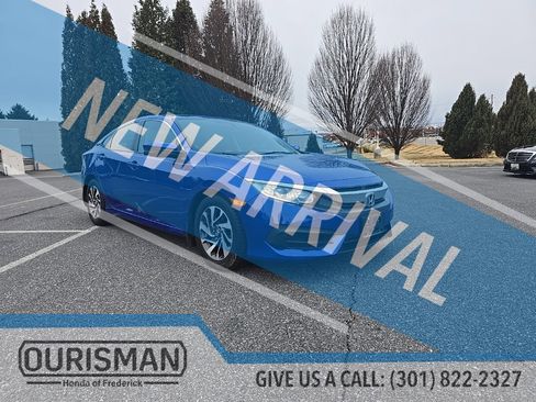 Used 2016 Honda Civic EX image 2