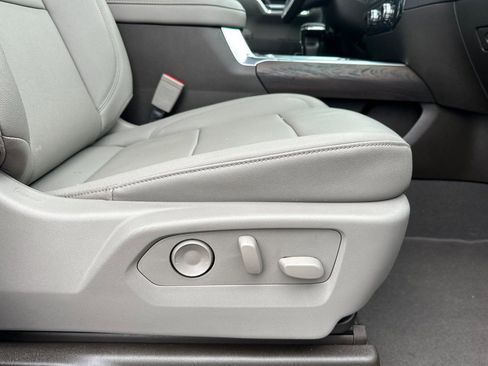 Used 2025 GMC Sierra 1500 SLT w/ SLT Premium Plus Package image 22