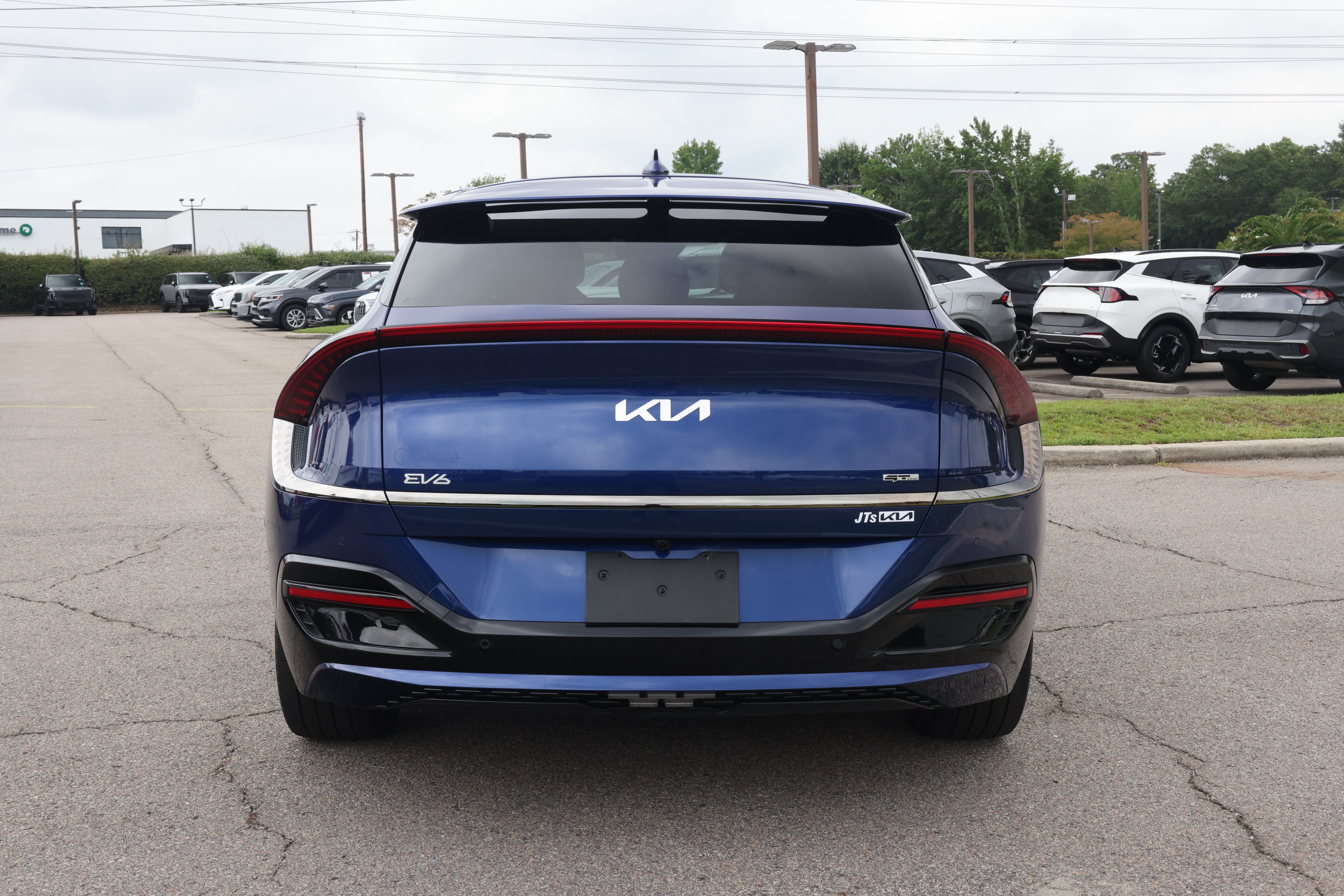 Used 2023 Kia EV6 GT-Line AWD/4WD image 4
