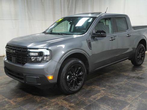 Used 2024 Ford Maverick Lariat w/ Black Appearance Package image 2