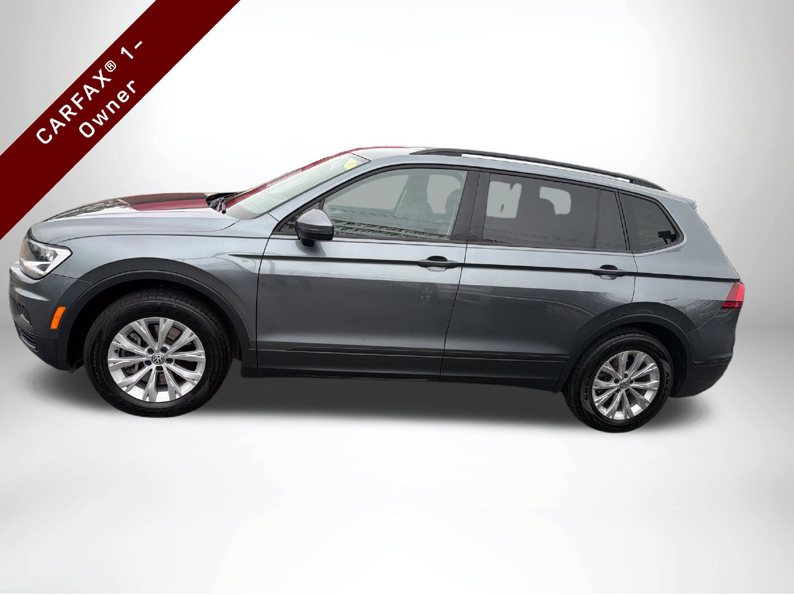 Used 2020 Volkswagen Tiguan S AWD/4WD image 2