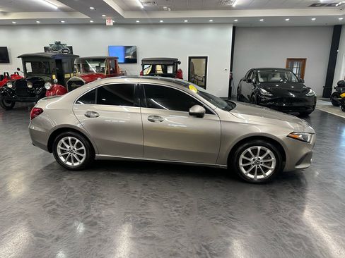 Used 2019 Mercedes-Benz A 220 4MATIC image 5