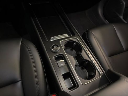 New 2026 Lincoln Corsair Premiere image 12