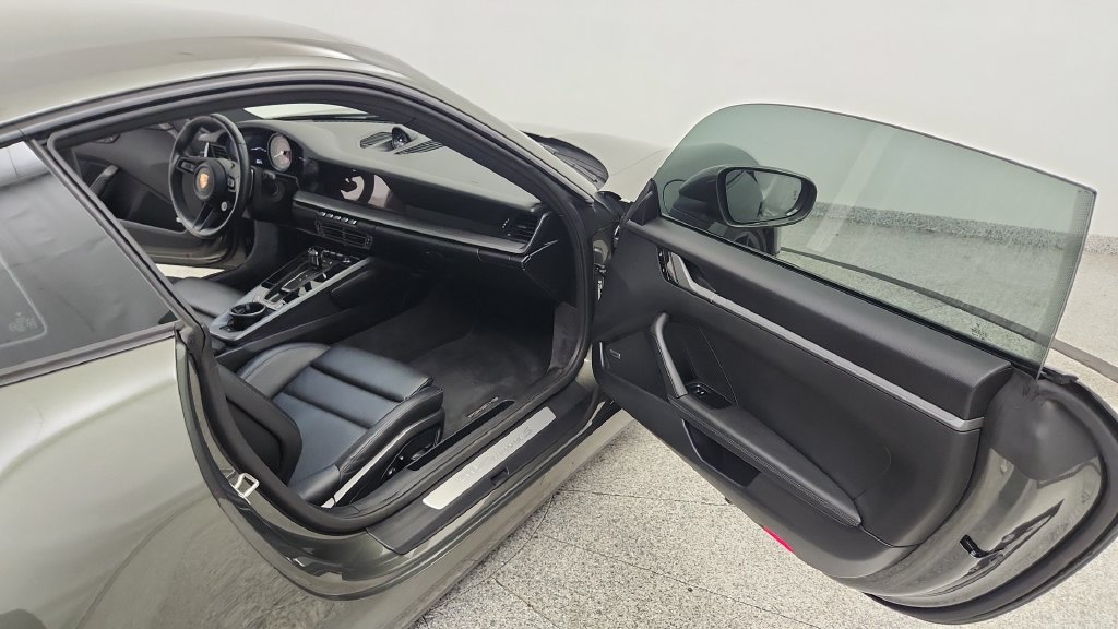 Used 2021 Porsche 911 Carrera S RWD image 75