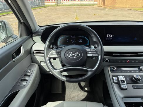 Used 2025 Hyundai Palisade SEL FWD image 32