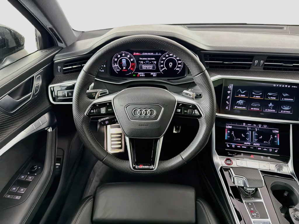 Used 2021 Audi RS 6 w/ Carbon Optic Package AWD/4WD image 24
