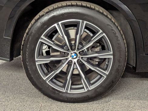 Used 2021 BMW X5 xDrive40i w/ M Sport Package image 9