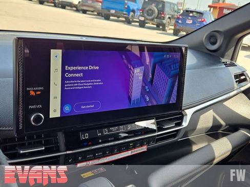 New 2026 Toyota Sienna Platinum image 6