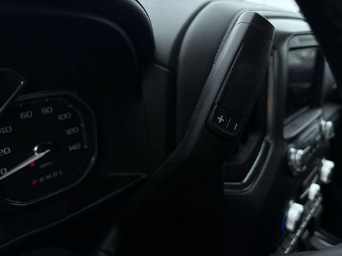 Used 2020 GMC Sierra 1500 Denali w/ Denali Ultimate Package AWD/4WD image 22