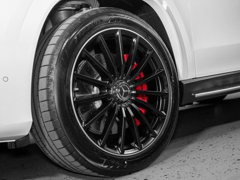 New 2026 Mercedes-Benz GLS 63 AMG 4MATIC image 34