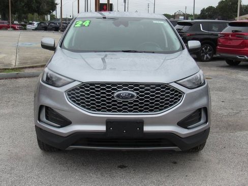 Used 2024 Ford Edge SEL image 9