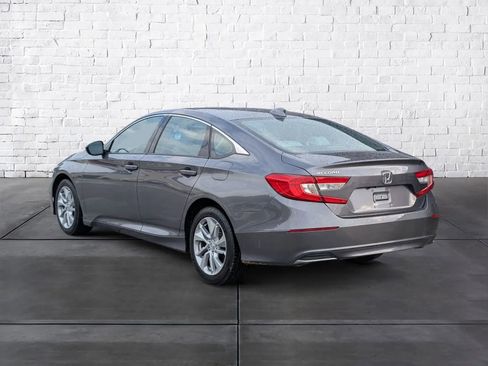 Used 2018 Honda Accord LX image 4