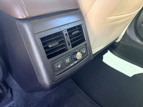 Used 2017 Toyota Avalon Limited w/ Carpet Mat Package FWD image 20