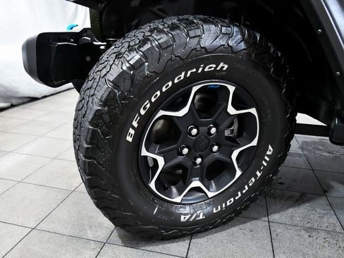 Used 2023 Jeep Wrangler Unlimited Rubicon 4xe w/ Cold Weather Group image 7