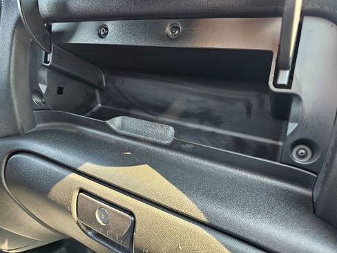 Used 2020 Chevrolet Silverado 1500 LT w/ Remote Start Package image 17