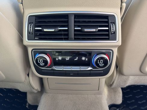 Used 2017 Audi Q7 3.0T Prestige AWD/4WD image 26