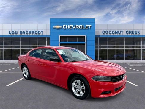 Used 2023 Dodge Charger SXT image 2