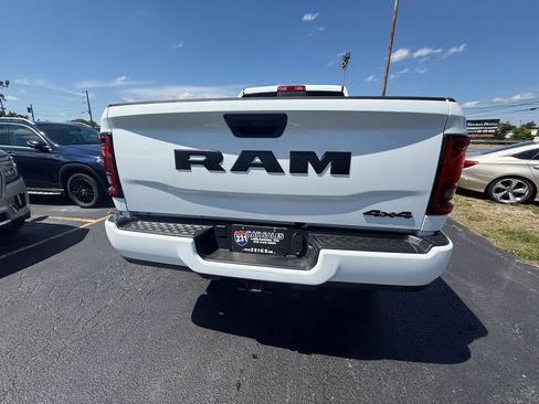 Used 2026 RAM 2500 Tradesman AWD/4WD image 4
