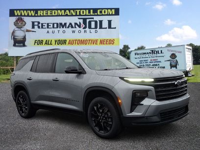 Used 2024 Chevrolet Traverse LT w/ Midnight/Sport Edition