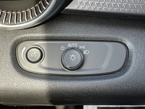 New 2026 Chevrolet Trax ACTIV w/ Driver Confidence Package FWD image 9