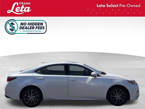 Used 2017 Lexus ES 350 w/ Navigation System Package FWD image 7