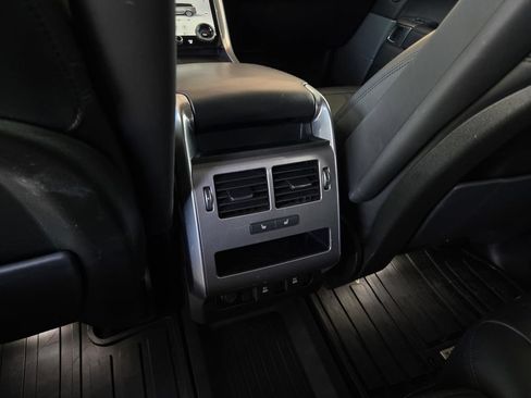 Used 2020 Land Rover Range Rover Sport HSE AWD/4WD image 16