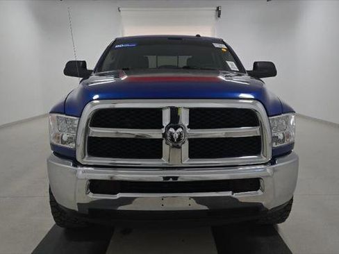 Used 2018 RAM 2500 SLT image 3