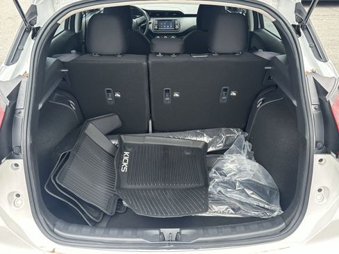 New 2025 Nissan Kicks Play S image 24